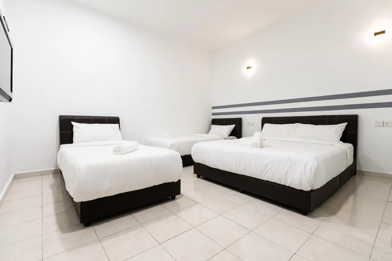 Ant Hotel Malacca 5*,